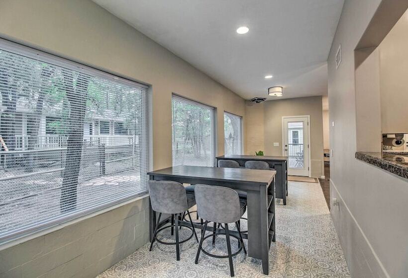 2 Mi To Lake: Marvelous Pinetop Home W/ Fireplaces