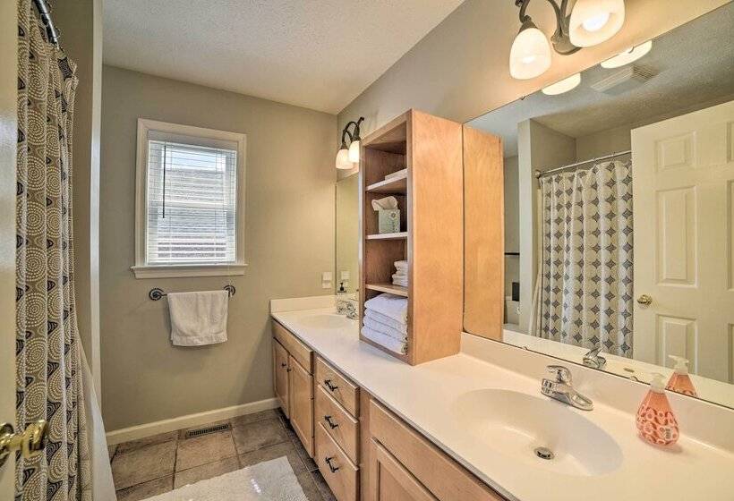 Massanutten Family Retreat: Ski, Golf, & Hike!