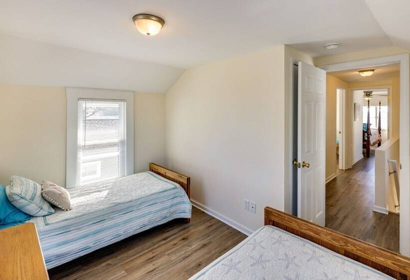 Milford Vacation Rental: Steps To The Beach!