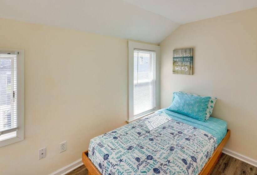 Milford Vacation Rental: Steps To The Beach!