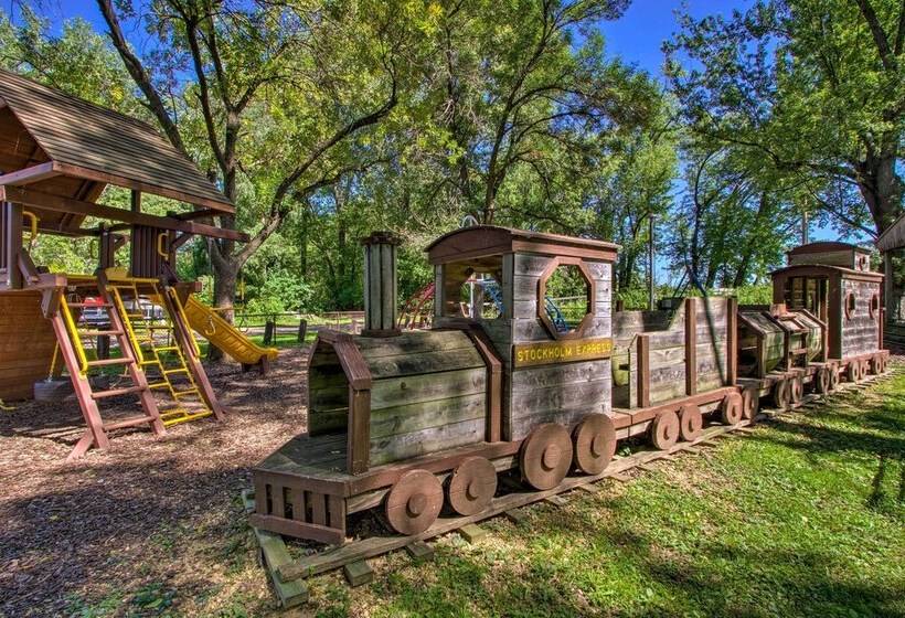 Modern Beachfront Oasis In Stockholm W/ Dock!