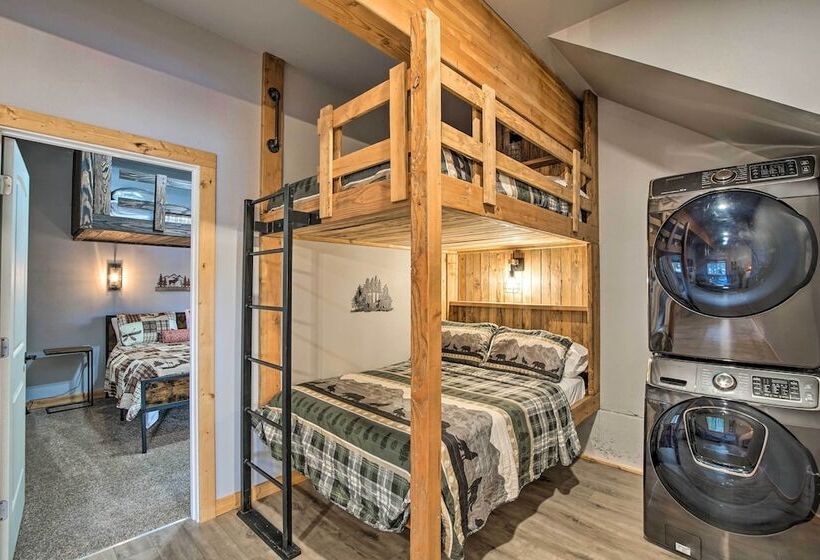 Modern Cabin   2 Mi To Speelyi Beach!