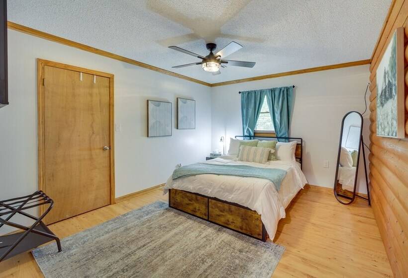 Modern Fairland Log Cabin W/ Lake Access!