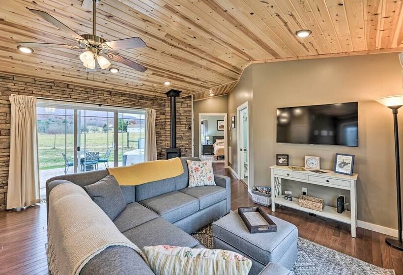 Modern Marlinton Home W/ Hot Tub & Mtn Views!