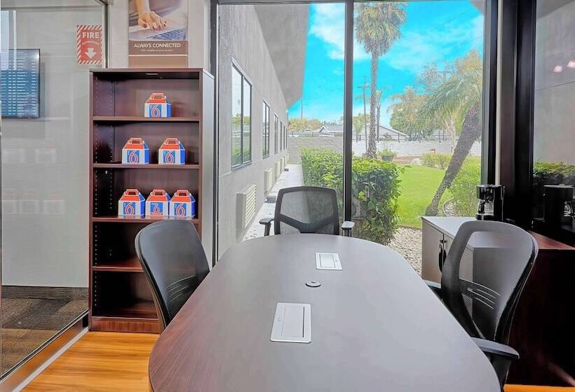 Мотель Suites Los Angeles Ca Los Angeles Lax