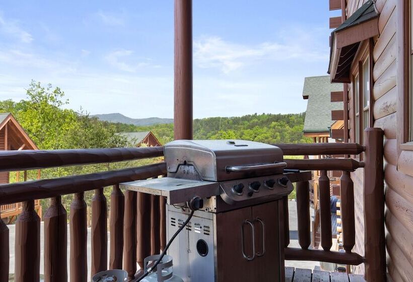 Mountain Theatre Lodge