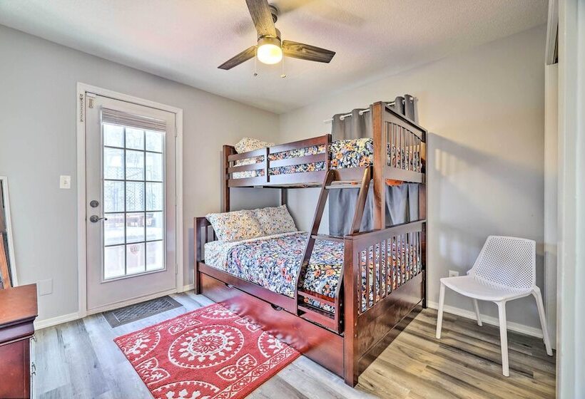 Tobyhanna Home Near Kalahari W/ Lake & Pool Access