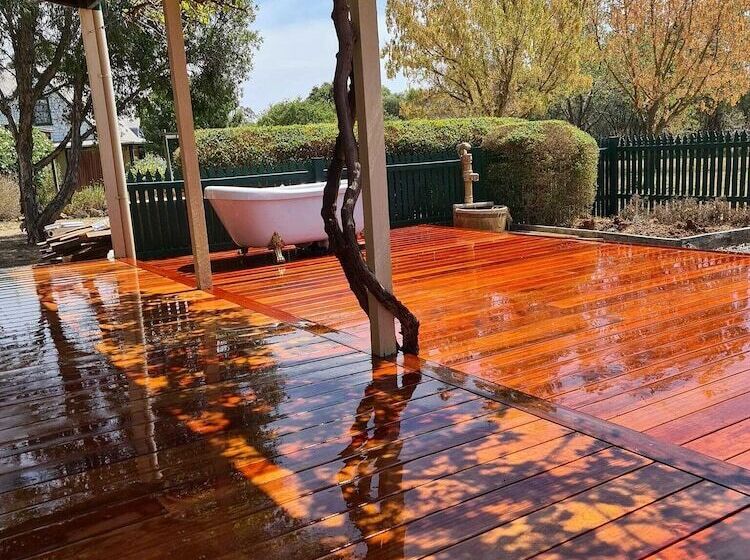 Murray River Spa Retreat