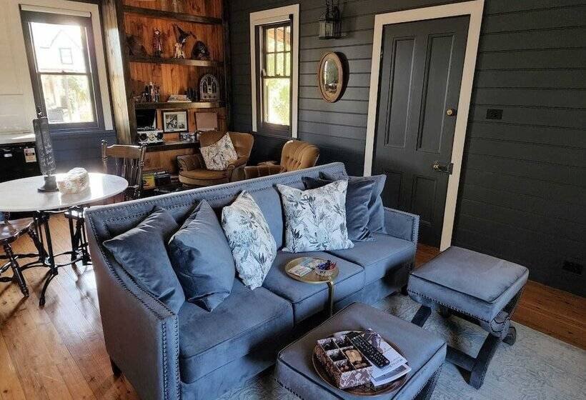 Murray River Spa Retreat