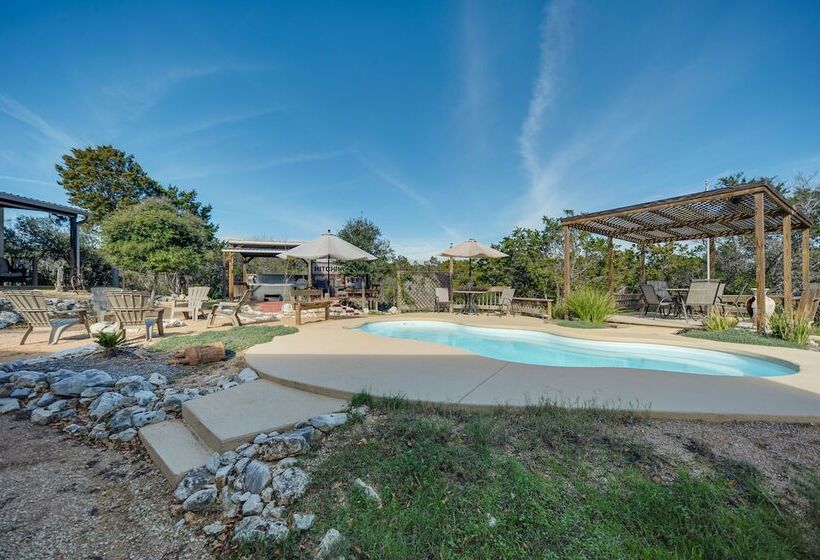 New Braunfels Home W/ Pool 2 Mi To Guadalupe River