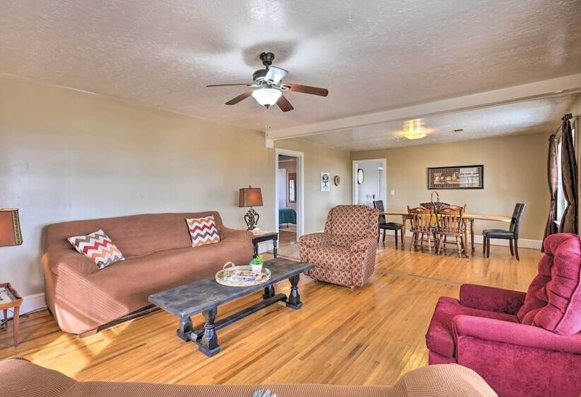 Charming Gadsden Home W/ Golf Course Views!