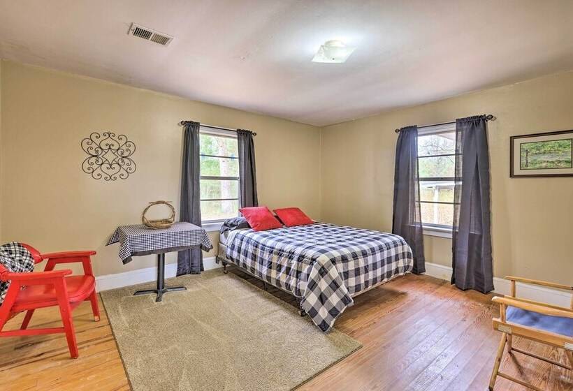 Charming Gadsden Home W/ Golf Course Views!