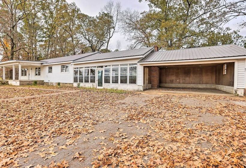 Charming Gadsden Home W/ Golf Course Views!