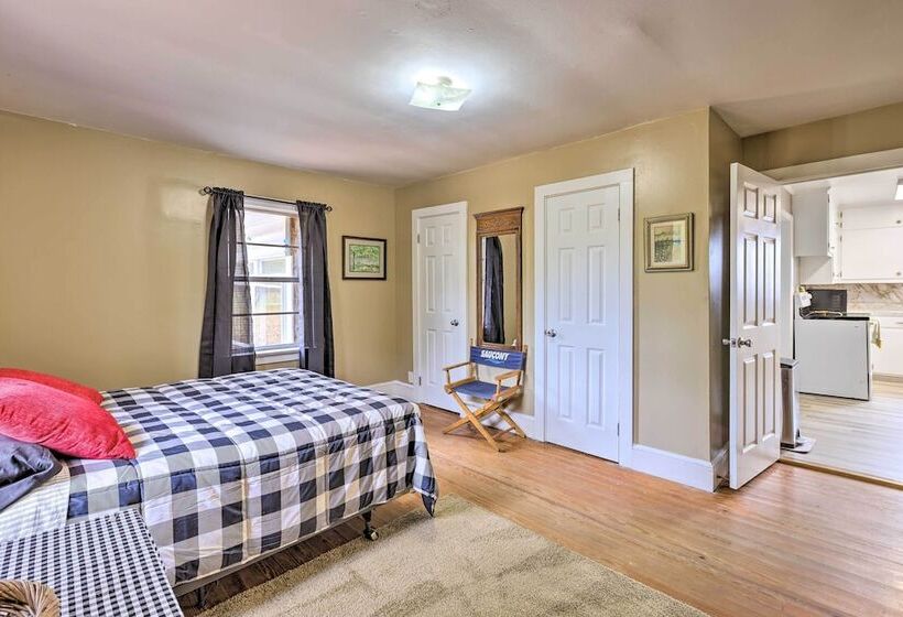 Charming Gadsden Home W/ Golf Course Views!