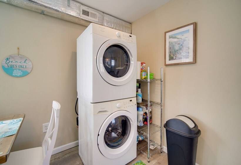 North Wildwood Vacation Rental: 4 Blocks To Beach