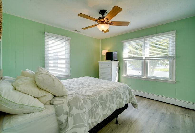 North Wildwood Vacation Rental: 4 Blocks To Beach