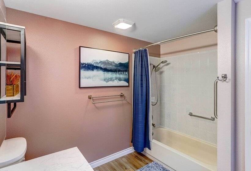 Northern Bliss  House W/ Mountain Views!