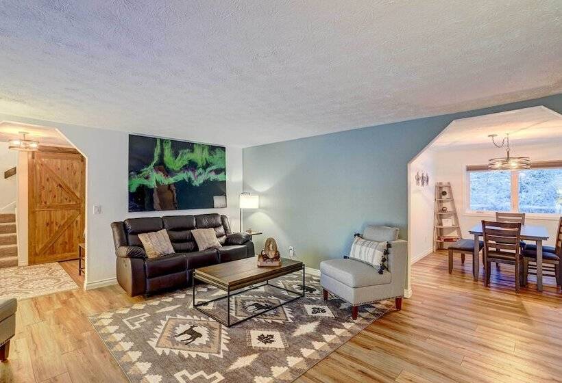 Northern Bliss  House W/ Mountain Views!