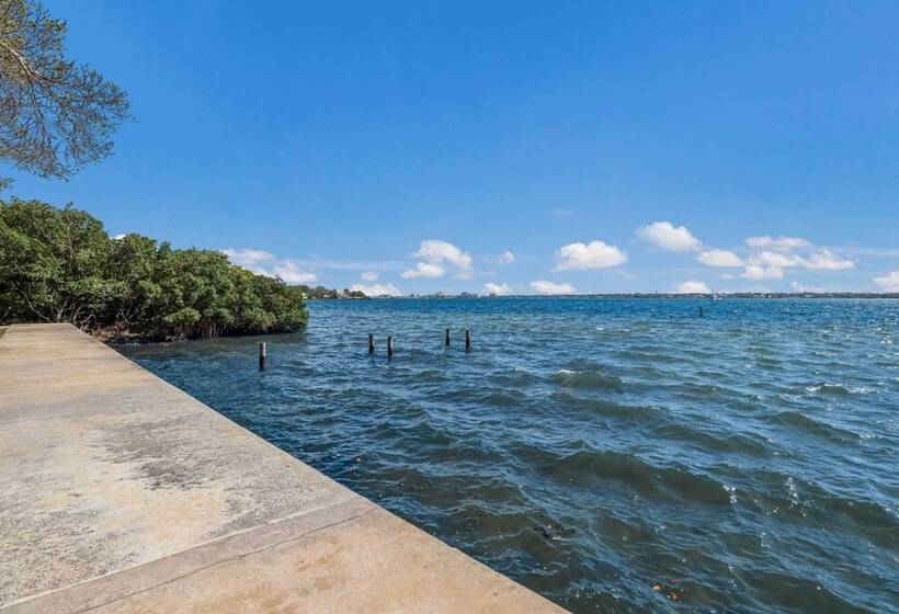 Palmetto Home W/ Manatee River Access!