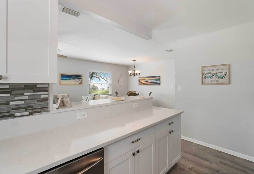 Palmetto Home W/ Manatee River Access!