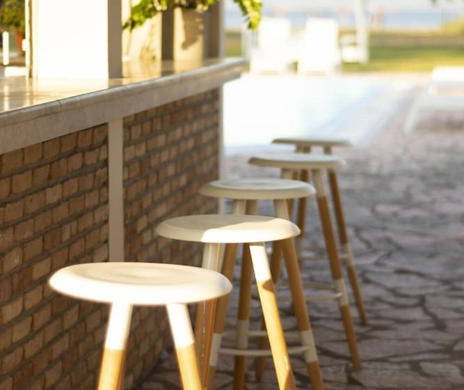 Parakladi Seaside Retreat