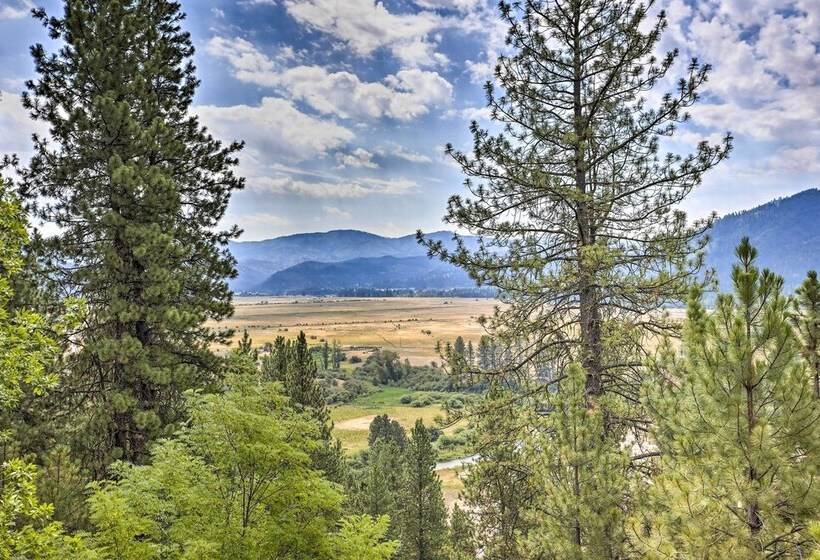 Peaceful Cabin W/ Mtn + River Views, Fire Pit