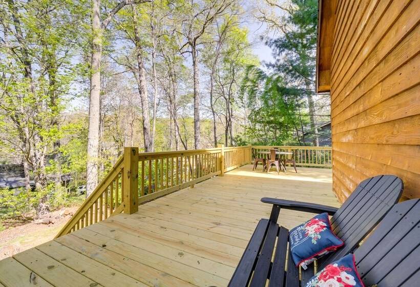 Peaceful Candler Cabin W/ Private Hot Tub!