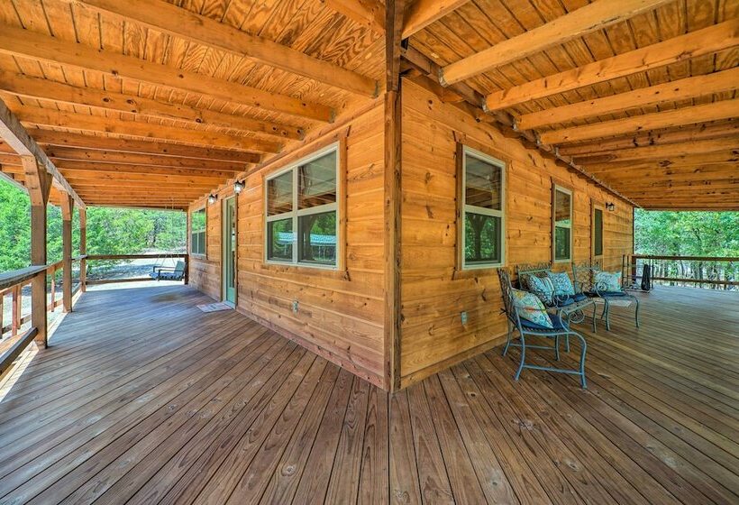 Peaceful Clayton Cabin  Walk To Sardis Lake!