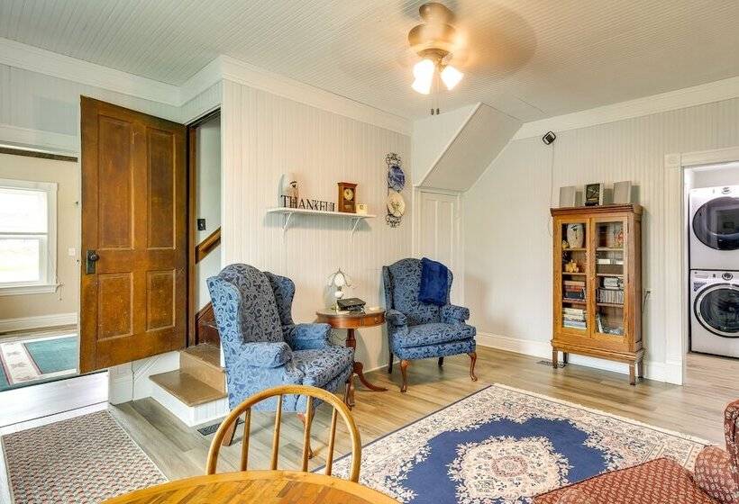 Peaceful Country Home In Serene Setting With Yard