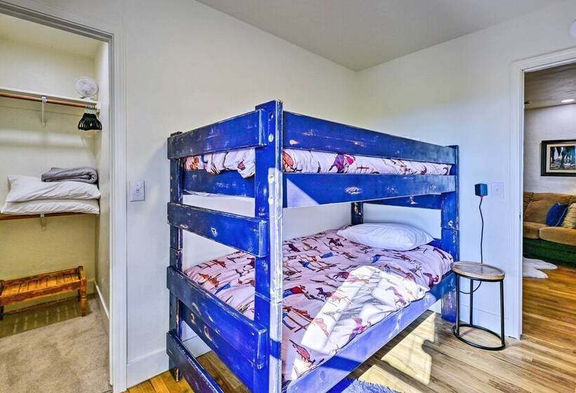 Peaceful Ranch Home W/ Sierra Nevada Views