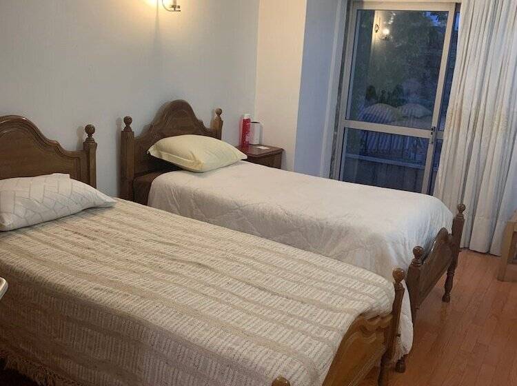 פנסיון Joes House Homestay