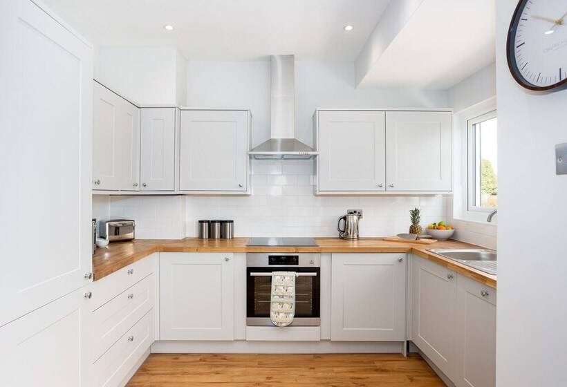 بنسيون The Carlton By Sorted Stay