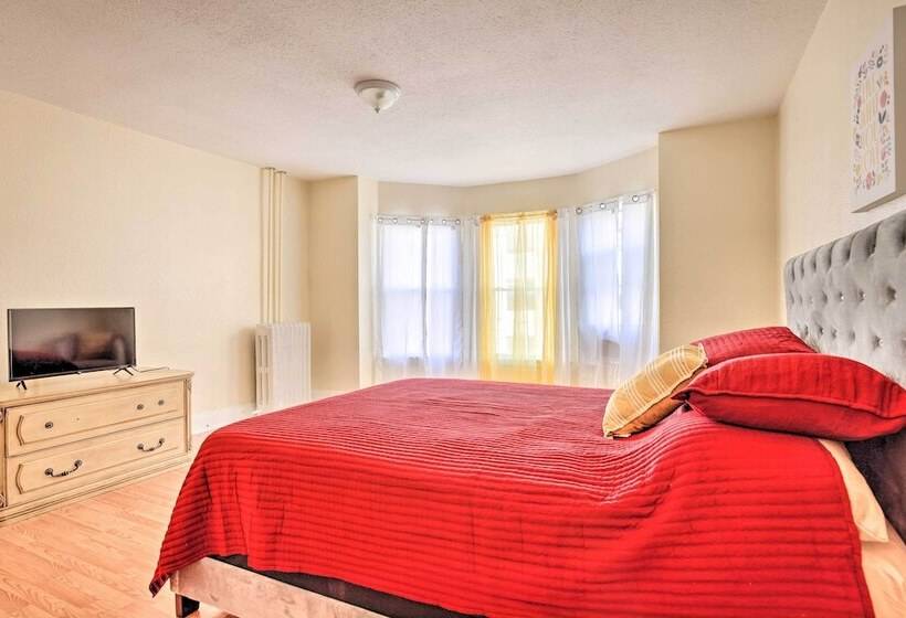 Pet Friendly Allentown Retreat W/ Backyard!