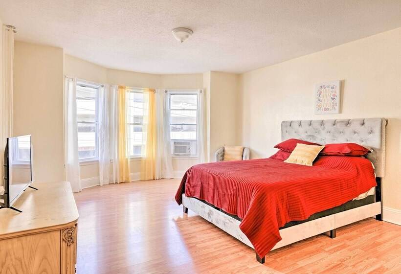 Pet Friendly Allentown Retreat W/ Backyard!