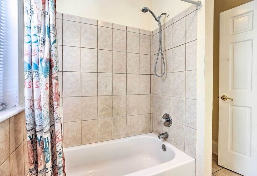 Pet Friendly Allentown Retreat W/ Backyard!