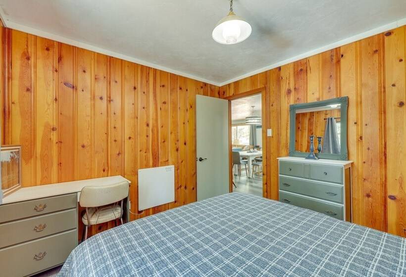 Pet Friendly Alpine Cabin W/ Gas Grill & Fireplace