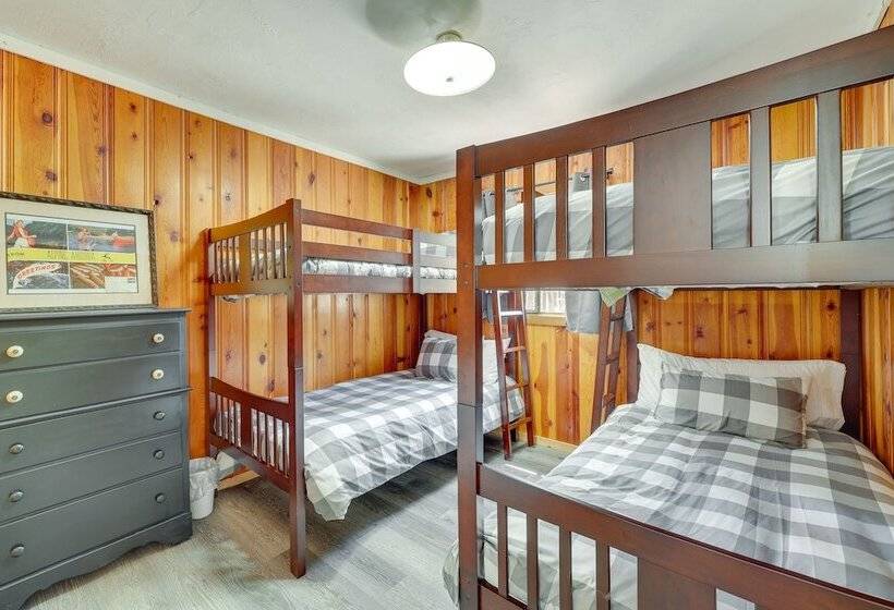 Pet Friendly Alpine Cabin W/ Gas Grill & Fireplace