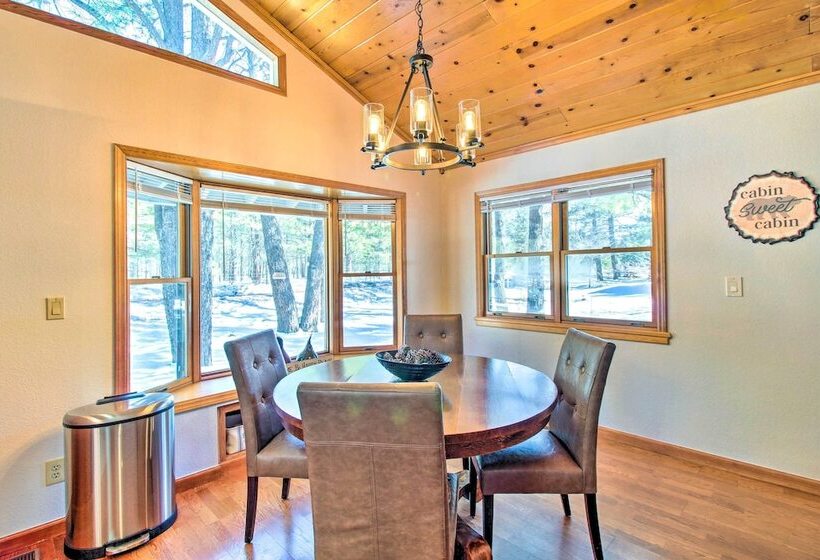 Pet Friendly Cabin In Pinetop Lakeside!