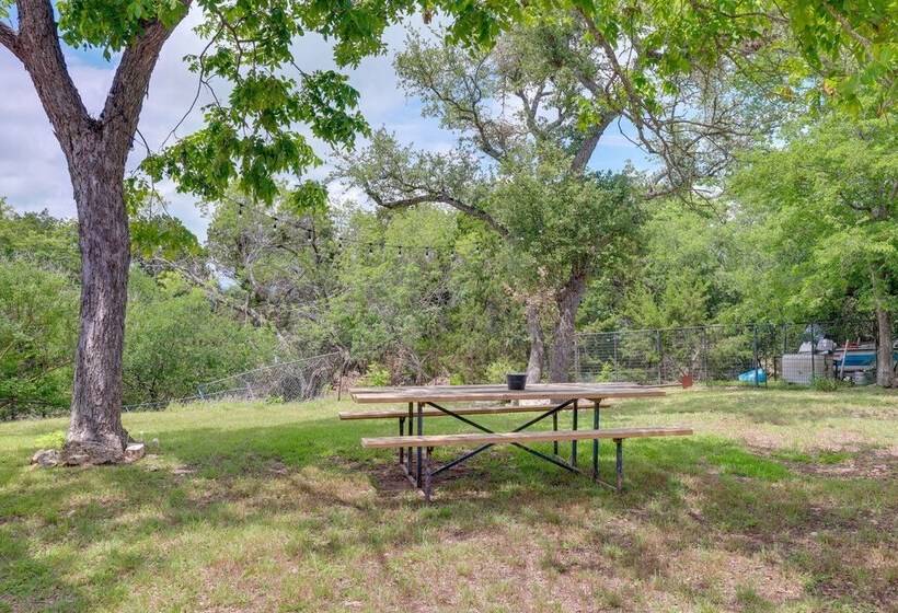 Pet Friendly Canyon Lake Home   2 Mi To Beach!