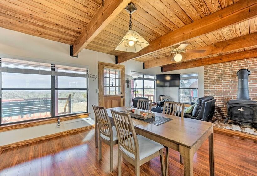 Pet Friendly Fredericksburg Cabin W/ Lovely Views