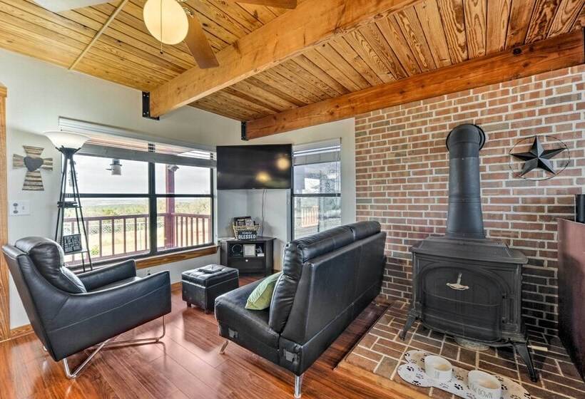 Pet Friendly Fredericksburg Cabin W/ Lovely Views