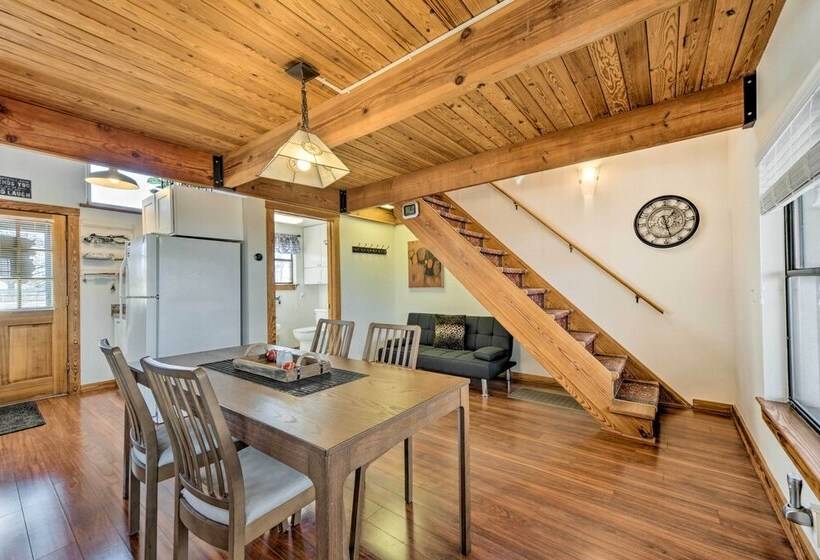 Pet Friendly Fredericksburg Cabin W/ Lovely Views