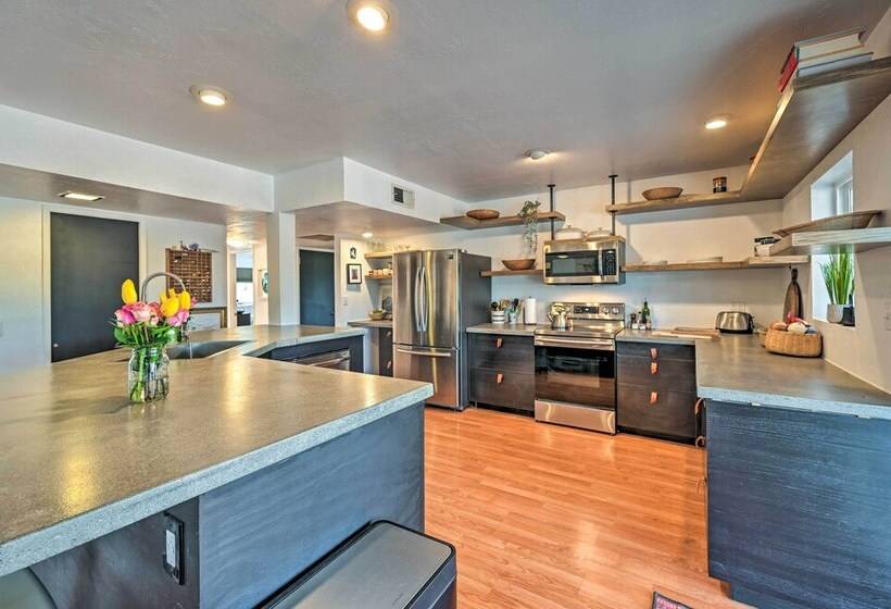 Pet Friendly Gem W/ Treehouse 20 Mi To Sedona