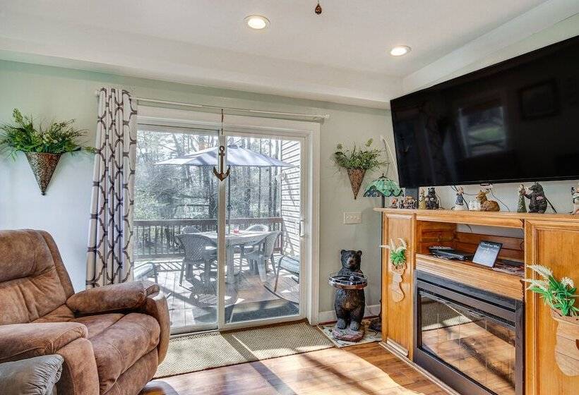Pet Friendly Lakehouse: View Tower + Fire Pit!