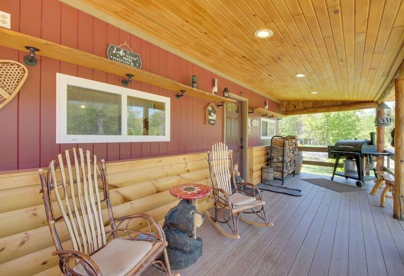 Unique Maine Log Cabin W/ Trout Ponds & Sauna!