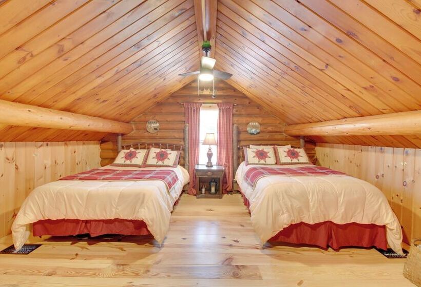 Unique Maine Log Cabin W/ Trout Ponds & Sauna!