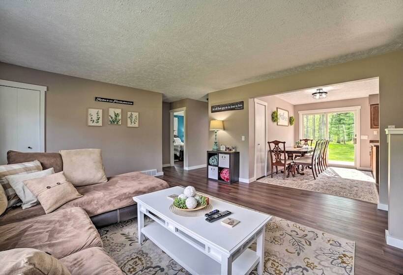 Pet Friendly Home W/ Hot Tub In Northern Michigan!