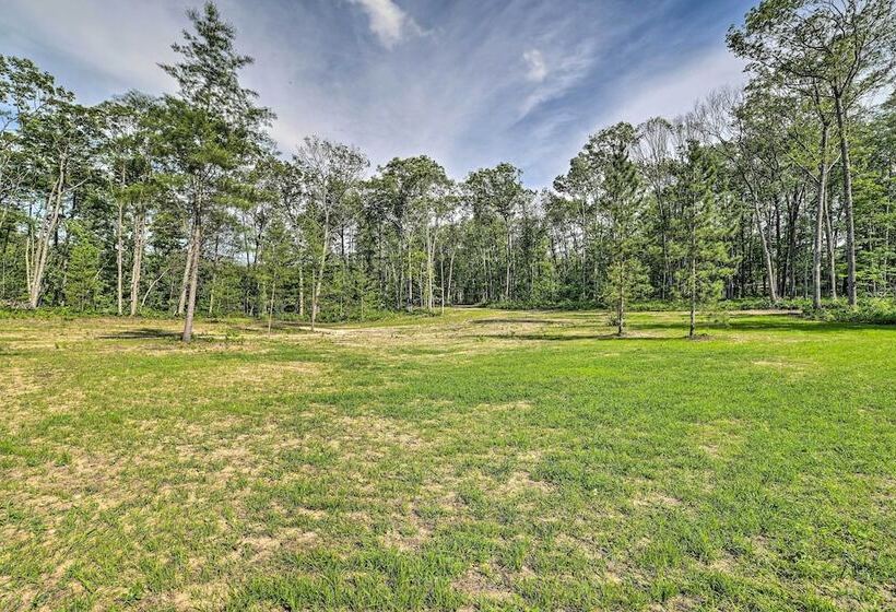 Pet Friendly Home W/ Hot Tub In Northern Michigan!