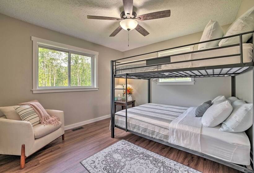 Pet Friendly Home W/ Hot Tub In Northern Michigan!