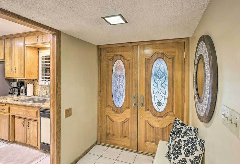 Petfriendly  Hygge Home  W/ Outdoor Pool!